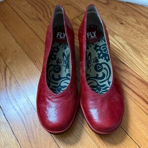 FLY London Walo Leather Heeled Platform Pumps Slip On Women's Size 6/6.5 EU 37